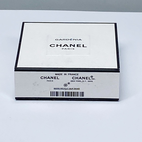 Chanel Gardenia 0.13 oz / 4 ml Eau De Parfum Travel Mini size - Picture 3 of 7